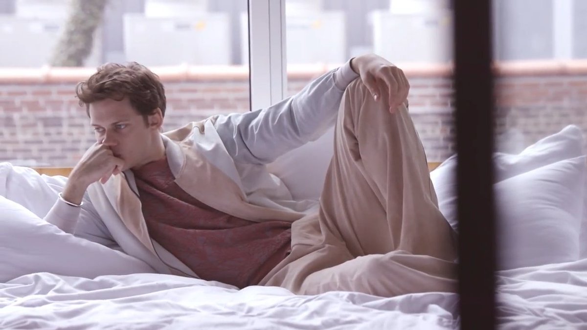 Imagine thinking he isn't beautiful,,,glad I can't relate