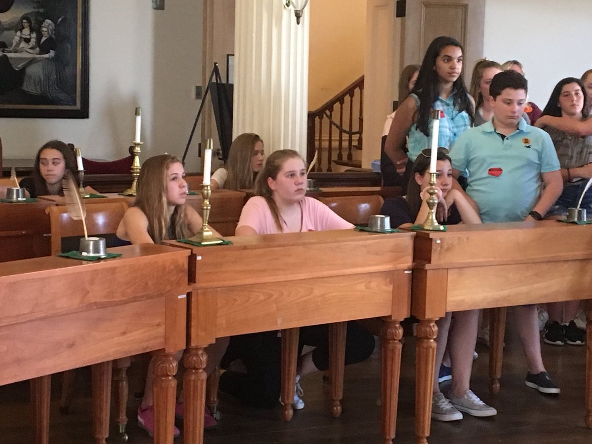 tgatsios's tweet photo. Old Senate chamber @HCMSTigers157c #HCMSinSpringfield https://t.co/oYapPkADS0