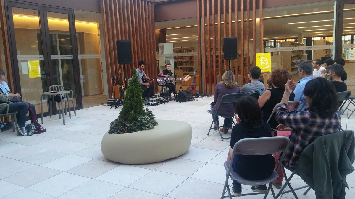culturassadurni's tweet photo. @Morningblind1 presenta el seu disc The Spring. Folk amb influències de jazz i rock @CicleGost @santsadurni_cat https://t.co/PWvNzZqS4S