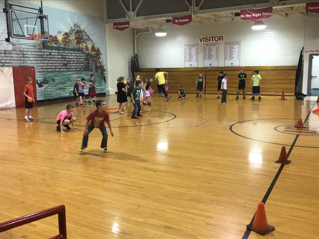 SES_RBBCSC's tweet photo. A little dodgeball or teachers v. students never hurt anyone.... we don’t think..... the kids had a blast! (So did the teachers) #WeAreSES #LastDay https://t.co/ccouKIVrIo