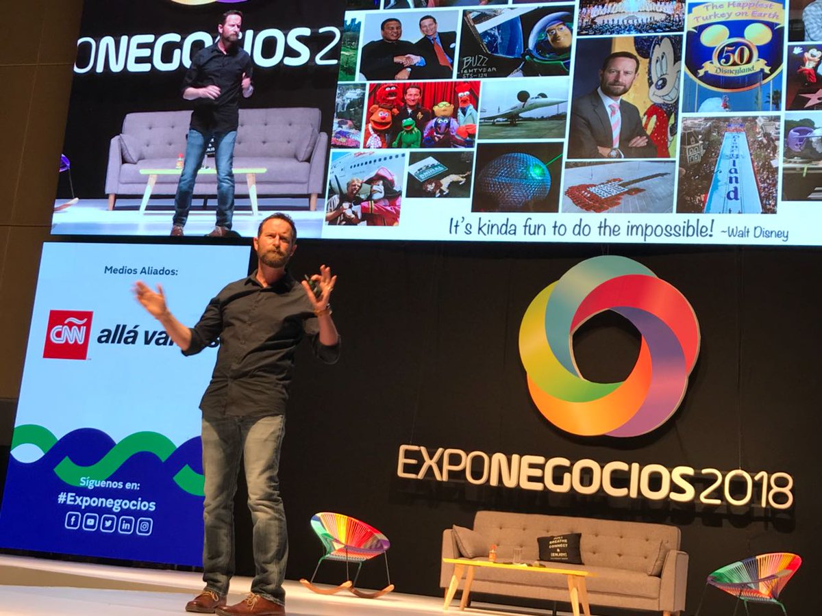 DuncanJWardle's tweet photo. ¡Muchas gracias Colombia! 🇨🇴 We had a full house at the #Exponegocios in Cali and I want to thank everyone who attended my keynote on #Creativity &amp; #Innovation. #DesignThinking #ThinkDifferent https://t.co/QMKOyBiDpO