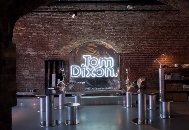 _moritzhansen_'s tweet photo. #aluminiumbyhydro for furniture and interior design at Tom Dixon’s new headquarter in London. @TomDixonStudio and @NorskHydroASA with great cooperation! https://t.co/tBtxvGkOMU