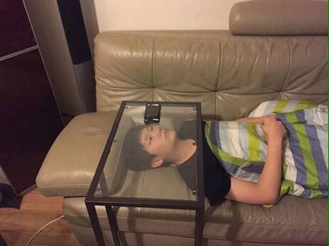 EI_Acertijo's tweet photo. Nosotros en el año 2018 y este chico ya va por el 2914 https://t.co/7YeURmh1K9