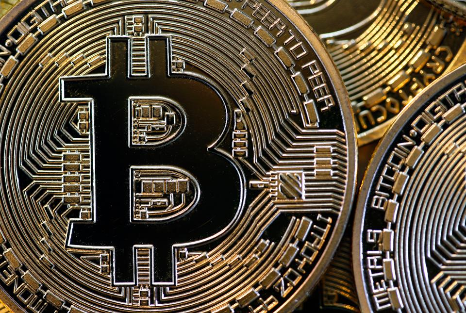 ForbesCrypto's tweet photo. In recent years, big banks have played the role of gatekeepers to money flowing between national currencies and Bitcoin. But do they also have the power to break Bitcoin? https://t.co/9m0sC6TuDI by @PMourdoukoutas https://t.co/kZTkpjTlr9