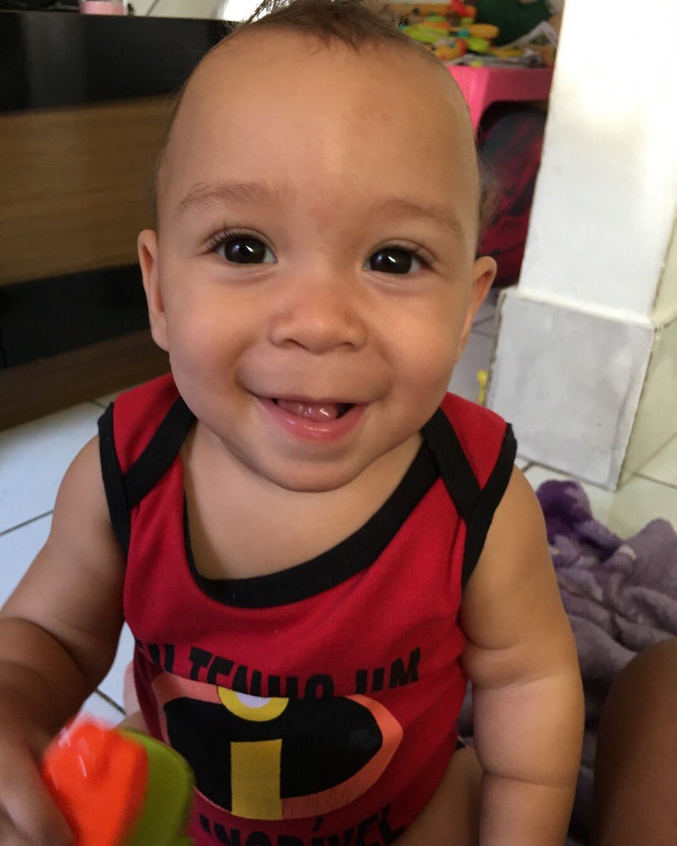 CllaraCosta's tweet photo. Melhor sequência de fotos que você verá hoje!!! 😍❤️💙 https://t.co/VFPsJ2LJir