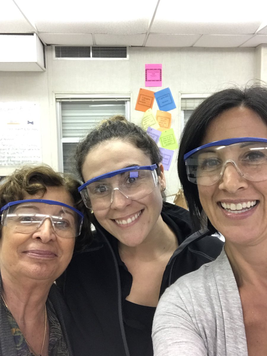 Enjoying our day learning about engaging English language learners in science!  <a href="/BCPSElementary/">BCPS Elementary</a> <a href="/BrowardESOL/">BrowardESOL</a>