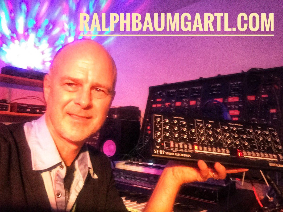 RalphBaumgartl's tweet image. I love the big fat sound of my beloved #Roland #Studioelectronics #SE02 mono #Synth . What’s your favorite Mono #Synthesizer ?
