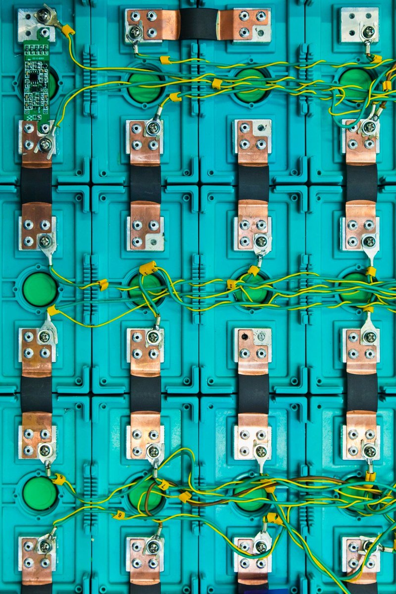 BerkeleyLab's tweet photo. #DYK we're working towards better batteries every day? πππhttps://t.co/9EB1HhN1m6 #scienceforyou @ARPAE @Yale @WIRED @LaurenGoode https://t.co/v6ABcho3YU