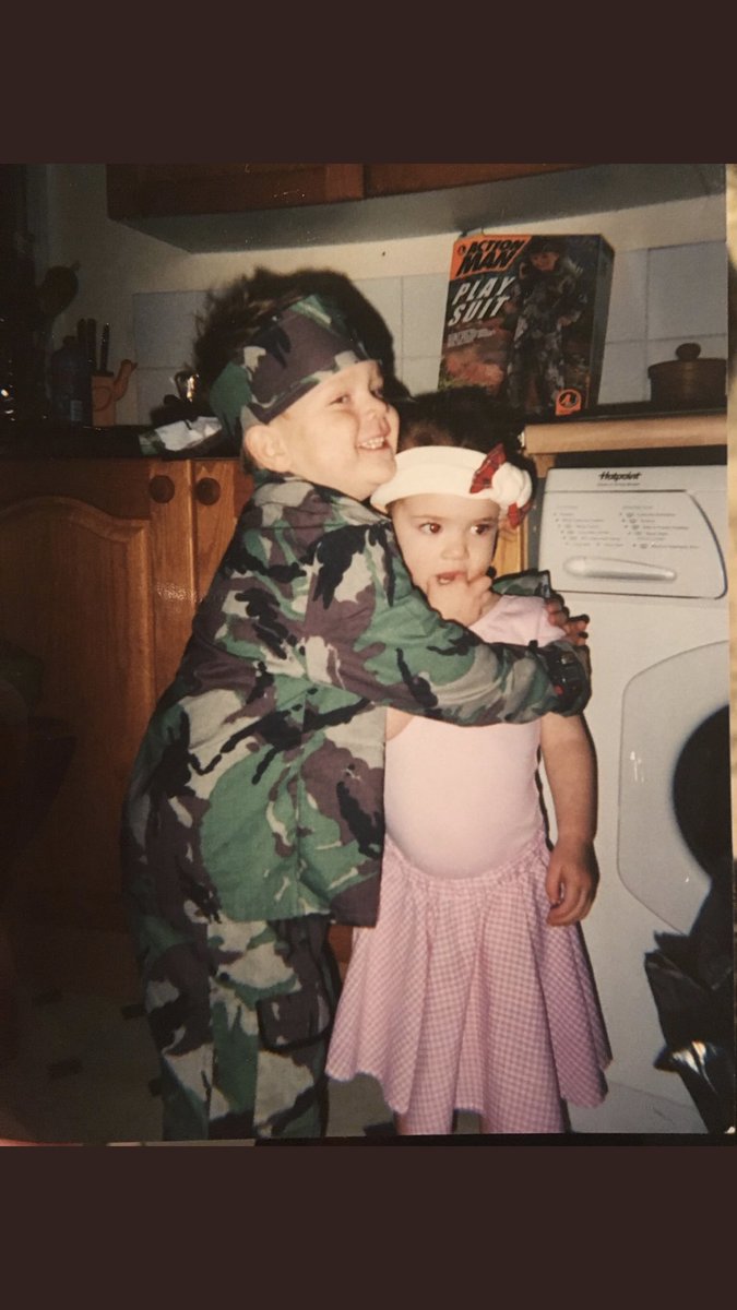 jack_kavanagh's tweet photo. Happy 21st birthday🎈 @emilykavanagh97 https://t.co/qfgmO23etW
