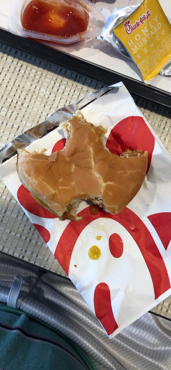 F_Fritzgerald's tweet photo. So I was eating my chicken sandwich and in doing so I realized that I had inadvertently signaled Batman! https://t.co/pNPPzN9nXu