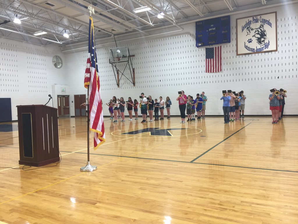 KutztownAMS's tweet photo. KAMS marked Memorial Day with a guest speaker explaining the significance of the holiday. https://t.co/CpwSLD9Tx3