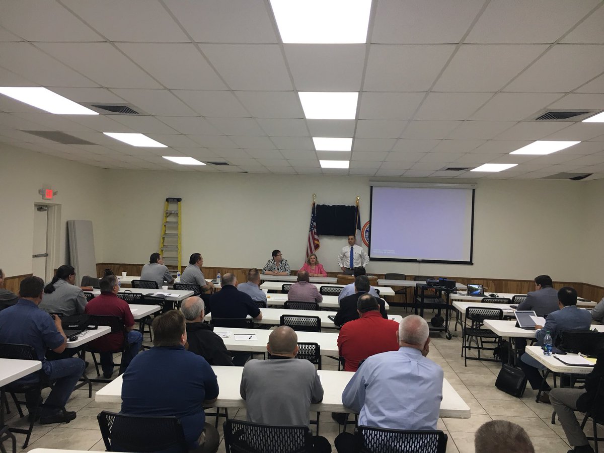 TxBldgTrades's tweet image. Thank you to @AlvarezTWCLabor with @TXWorkforce for opening our state meeting on Apprenticeship Readiness Program/ MC3. #apprenticeship #WeBuildTx @CPWR @BldgTrdsUnions @H2Hjobfairs