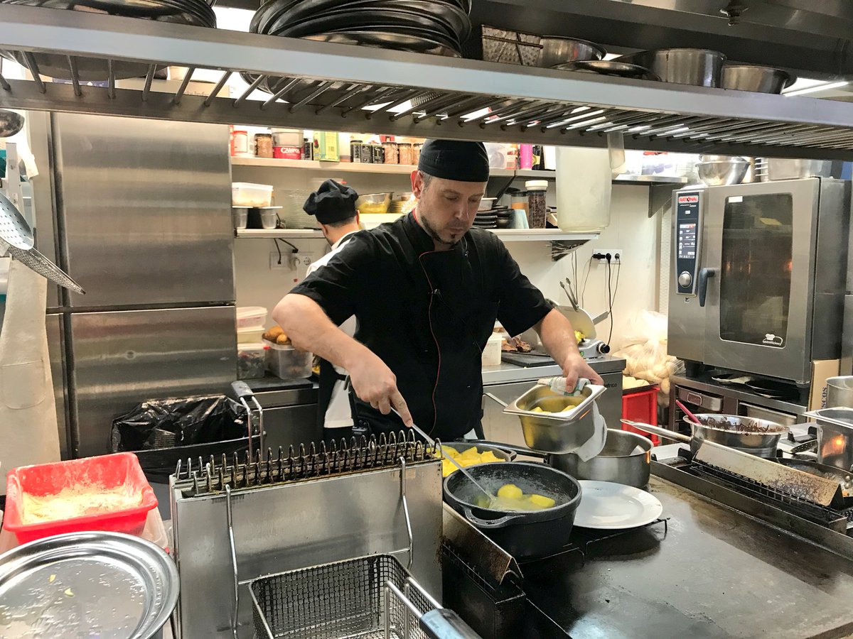 Buen fin de semana nos espera , amig@s !!! #Mayo2018 <a href="/ayto3cantos/">Ayuntamiento Tres Cantos</a> <a href="/ARBA3c/">ARBA Tres Cantos</a> <a href="/CNTRESCANTOS/">CLUB NATACIÓN TRES CANTOS 🏊‍♂️🤽‍♂️🏊‍♀️</a> <a href="/trescantosgolf/">TRES CANTOS GOLF</a>