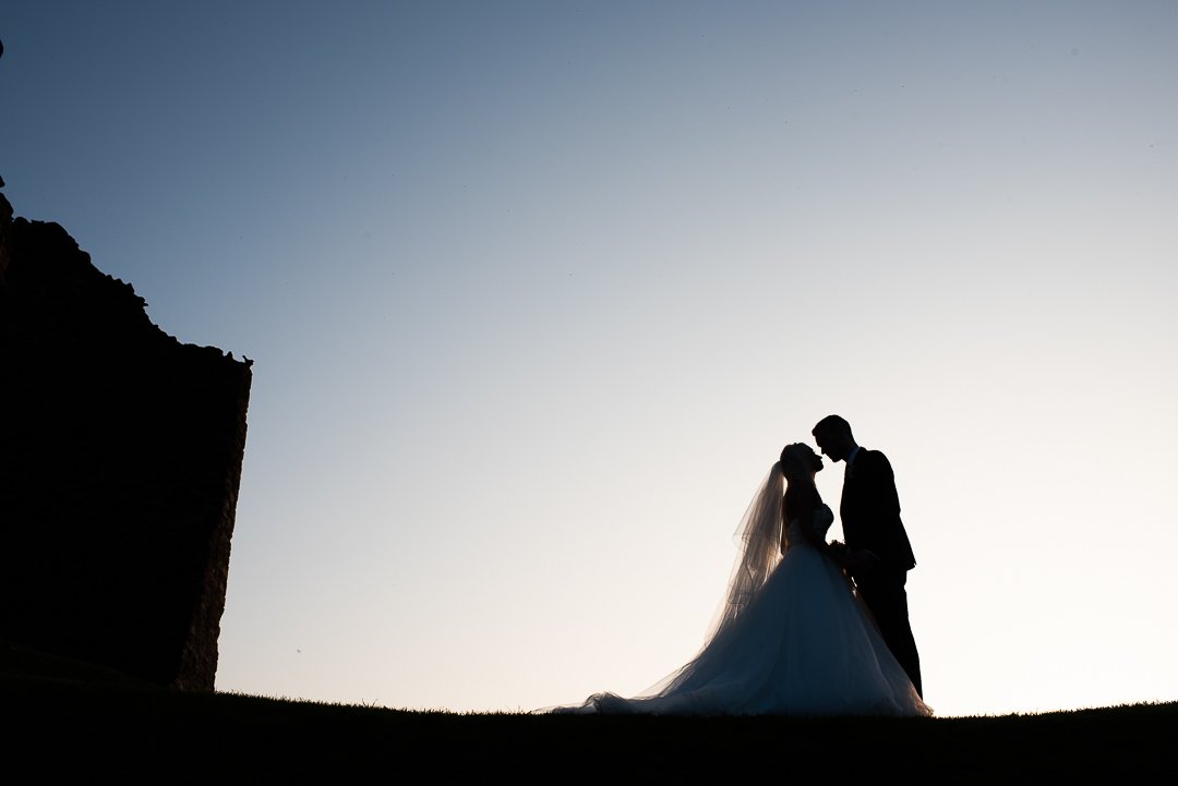 Today from 4pm pop along for a show round @TheKingsDorset meet the wedding planners and enjoy the surroundings. I am a recommended photographer for this venue and its a favourite of mine. I won't be there tonight but will back with the Team on Tuesday to photograph a wedding.