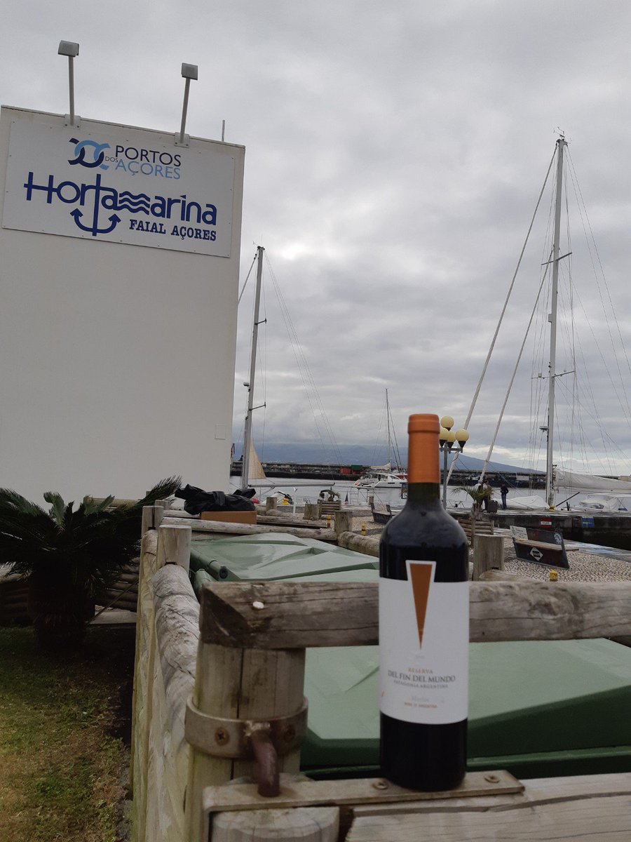 BodFinDelMundo's tweet photo. #BodegaFinDelMundo cruzó de continente a bordo de #IceLadyPatagonia 🍷⚓️ https://t.co/QhImOkTa5v