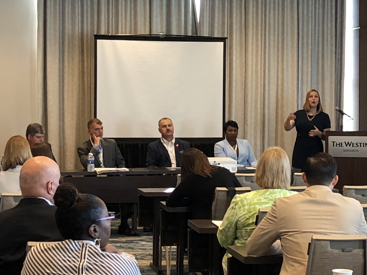 CareerSourceFL's tweet photo. Superintendents @Manateeschools @DTBowden & @Manateeschools Dr. Diana Greene with leaders from @yoursuncoast & @ManateeTech kicked off an exciting day talking about the Suncoast region’s future workforce & their collaboration with @CareerSourceSC. #SOTC18 #reThinkWorkforce https://t.co/0gglfV7Xyz