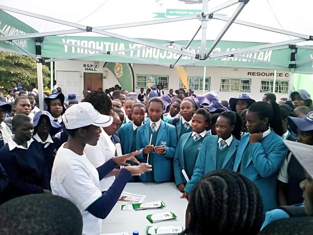 nssazw's tweet photo. Team NSSA participating in the 2018 Epworth Secondary School Careers Day.
#ESSCD #NSSAByChoice https://t.co/4pmKaMNwxL