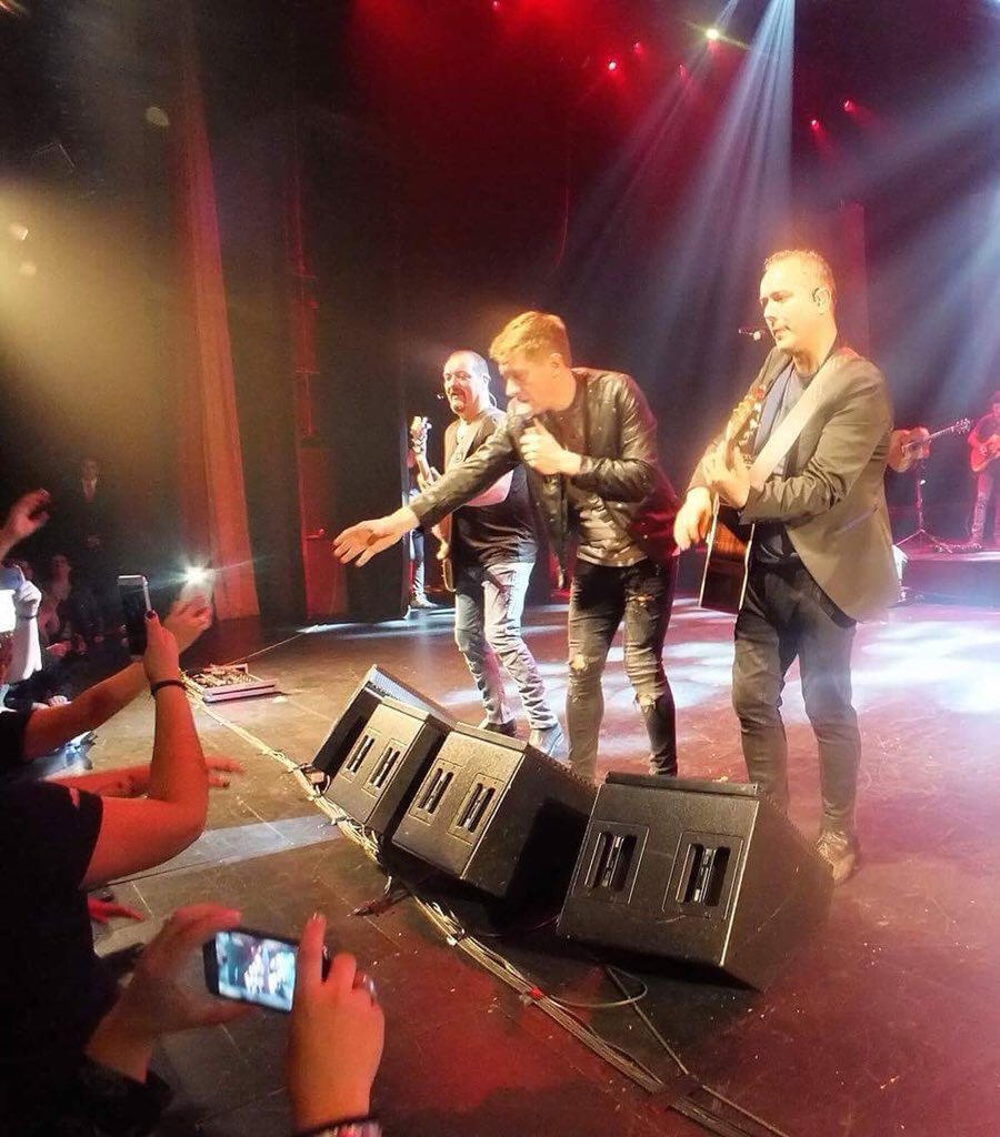 GeneLabra's tweet photo. Gracias @Radio_Romantica por programar a @natalino_ofi #Mirame @natalinocris @hugomanzi @LaloManzi @WMChile @Natalino_Nena 🎵💕Mírame dime si esto no es amor 💕🎵🎶#NatalinoNadaMas #NatalinoAViña2019 https://t.co/42M8zCOamo