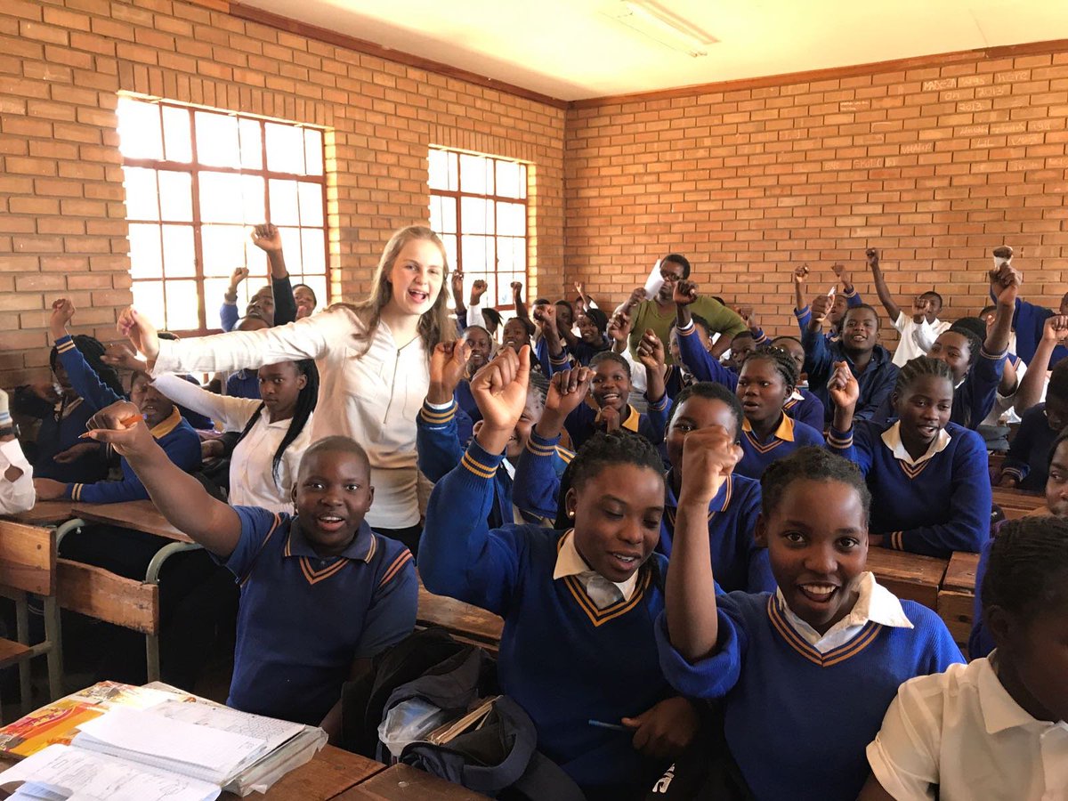 Support Warwick Uni tweet media