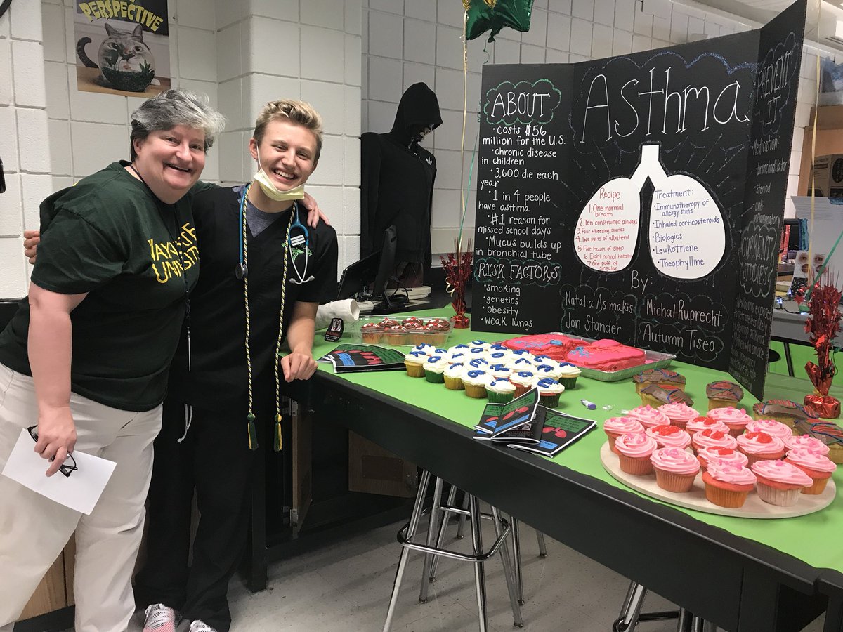 MrsBonbrisco's tweet photo. #SweetTooth2018 . Head down to Sue Speirs room to vote for your favorite SweetTooth collaboration. They are all so great you will have trouble choosing. @SueSpeirs_RT @katecalmurray @GPNHS #thisiswhatwedohere https://t.co/4tNCi1hWDm