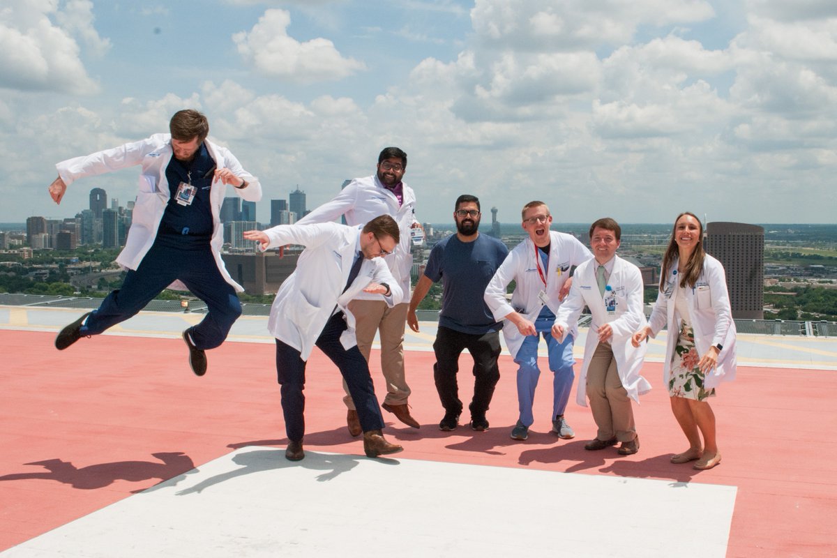 Our Fantastic PGY3s are almost ready to leave :(
Lots of fun on the @Parkland #helipad
@dhjutsw1 @DinoKazi 
Also, feat. the #ceremonial #stethoscope #passing to the incoming #ChiefResidents