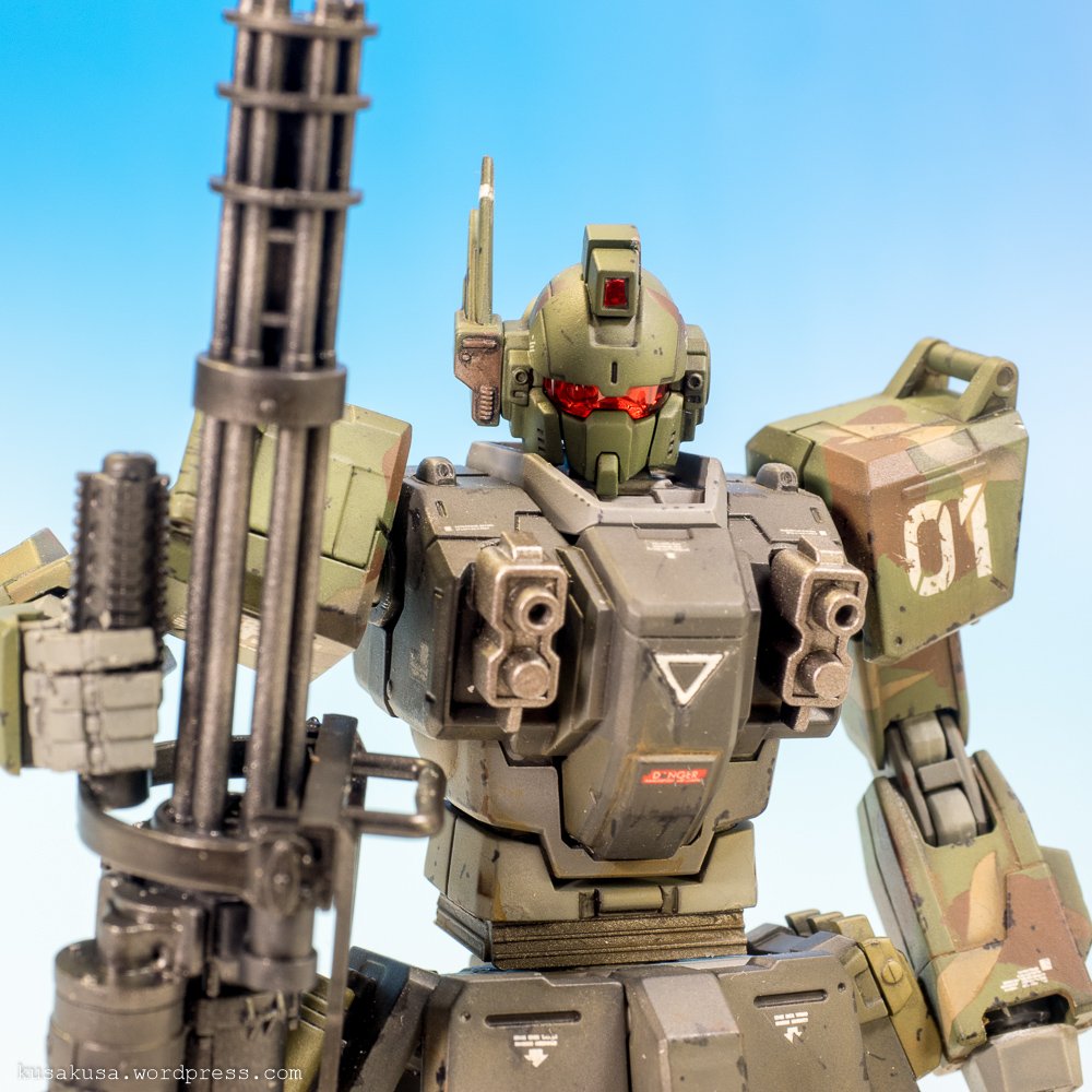 リトル·アーモニー HGUC not actually Blue Destiny with Little Armory M134. #ガンプラ