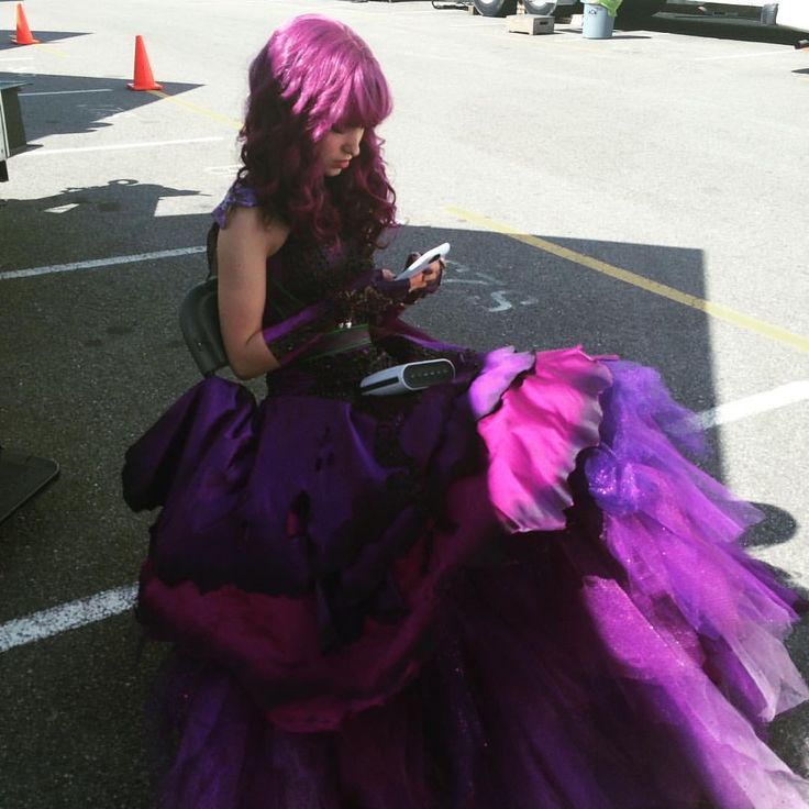 „Yes, yes perfect princess ... 
          maybe later.”