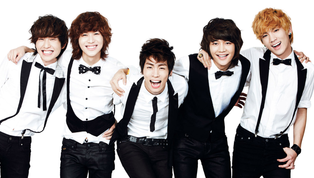 Forever_SHINee's tweet photo. 샤이니 10주년 축하해요 ❤ 
10년동안 샤이니 수고하고 고생했어요 
샤이니월드 언제든지 영원히 옆에있을게요

@SHINee 10周年おめでとう! 🎊
いつもSHINeeそばにいって、幸せな思い出を作って続きます！

#SHINee10thAnniversary
#SHINeeisBACK
#SHINee_TheStoryofLight
#데리러가_GoodEvening https://t.co/Tg5M8AI5mV
