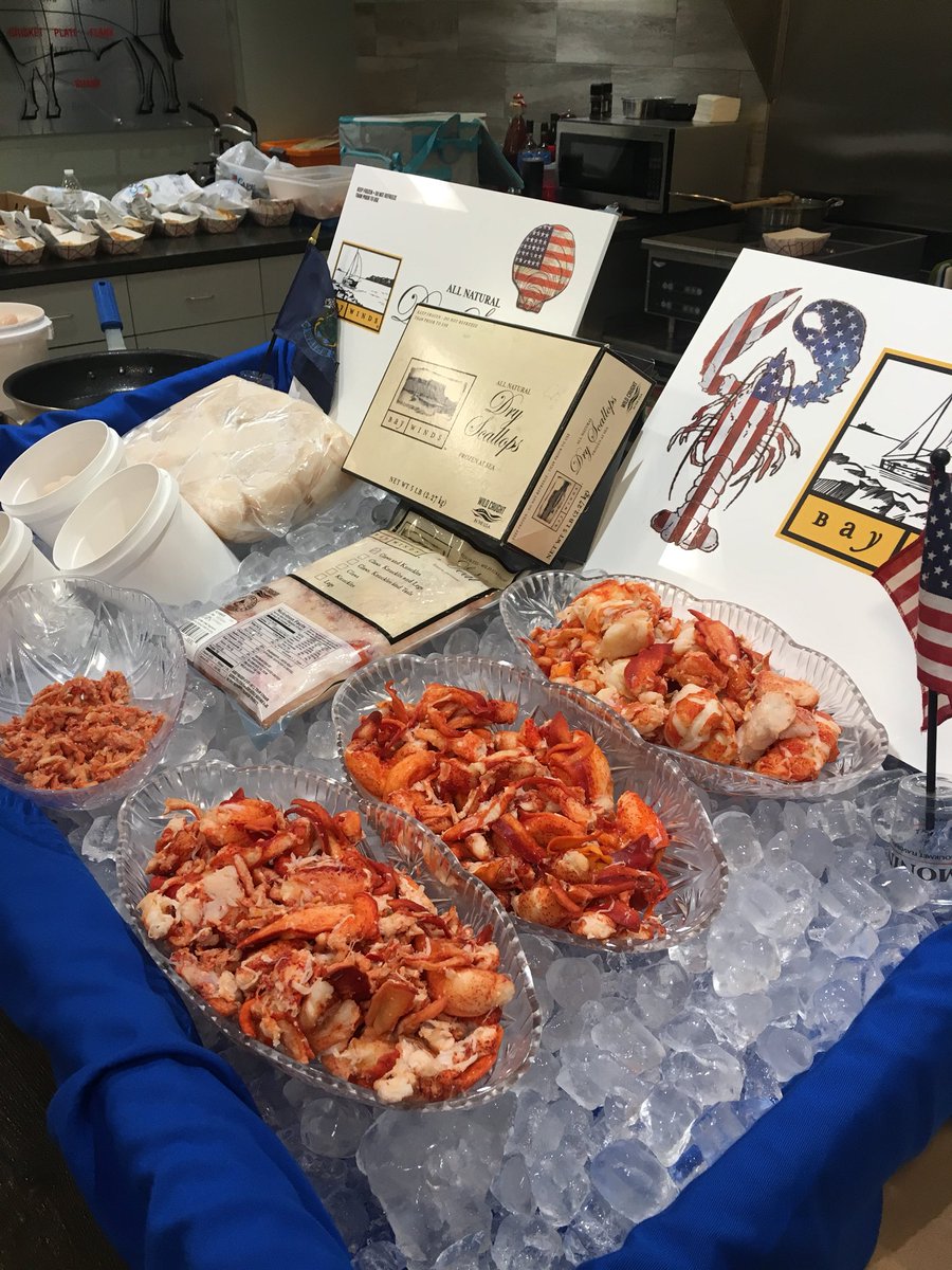 morrishdad's tweet image. Lobster meat and sautéed scallops in the test kitchen today. Tough job but somebody has to do it. #kinnealeymeats. #baywinds
