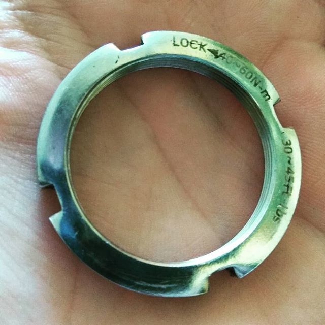 BogumilLDZ's tweet image. #comeback #fixie #lockring #18t #gear #cog #philosophy #fixiephilosophy ift.tt/2s90aZX