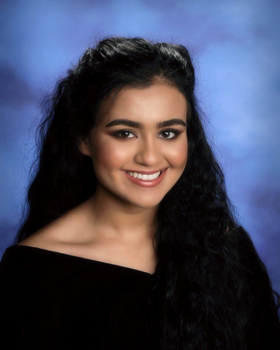 TylerISD's tweet photo. Meet the @tylerisd Valedictorians and Salutatorians! #TAMUBound #BaylorBound #UTAustinBound #CalBerkeleyBound https://t.co/WYRewS5vuA @RELRedRaiders @JohnTylerLions https://t.co/zeNXuRNDA6
