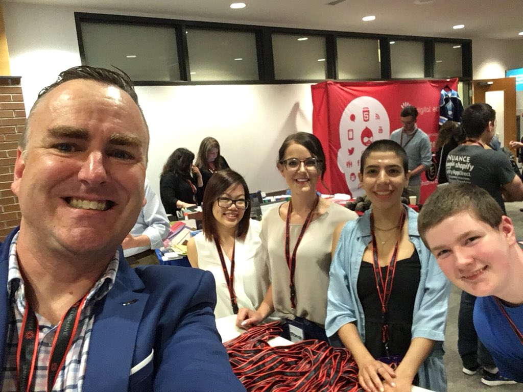 explodeconf's tweet image. Shout out to all the volunteers at #explodeconf18 @TheWolfLdn and title sponsor @arcanebrand #design #code #product