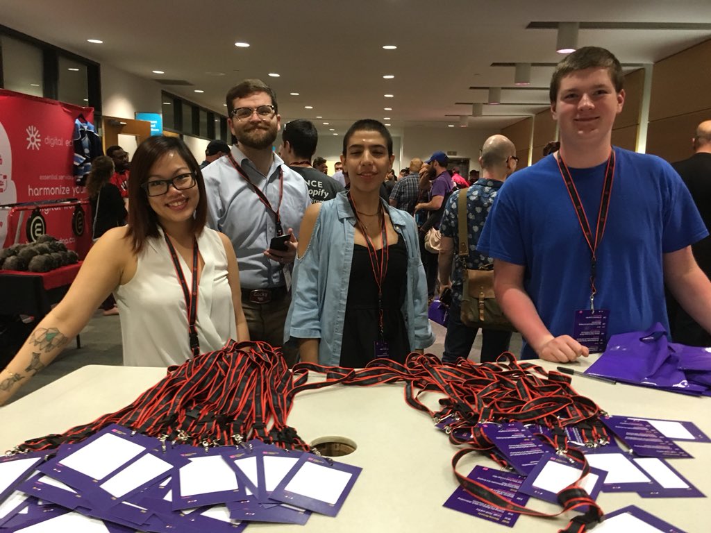 explodeconf's tweet image. Shout out to all the volunteers at #explodeconf18 @TheWolfLdn and title sponsor @arcanebrand #design #code #product