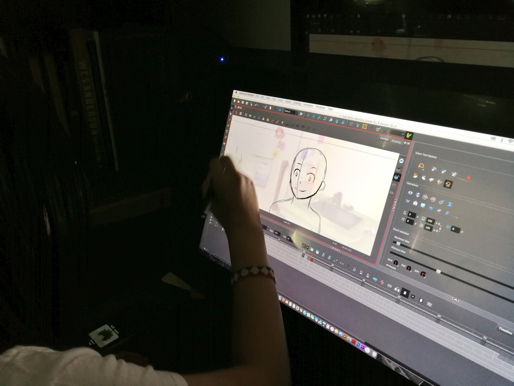 SpiceyBoyes's tweet photo. We are working on our animation!  Getting the main movements down and striving to finish before the deadline! 
#dvoices #spiceyboyebroductions #animatic #animation #art #sislerhighschool #cartoon https://t.co/hkNKBqLF6B