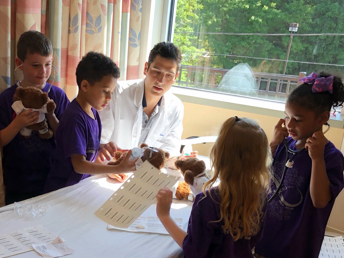 Had the pleasure of spending my morning teaching some medicine at the hospital to an awesome group of 1st graders. #lovewhatyoudo #doctorlife