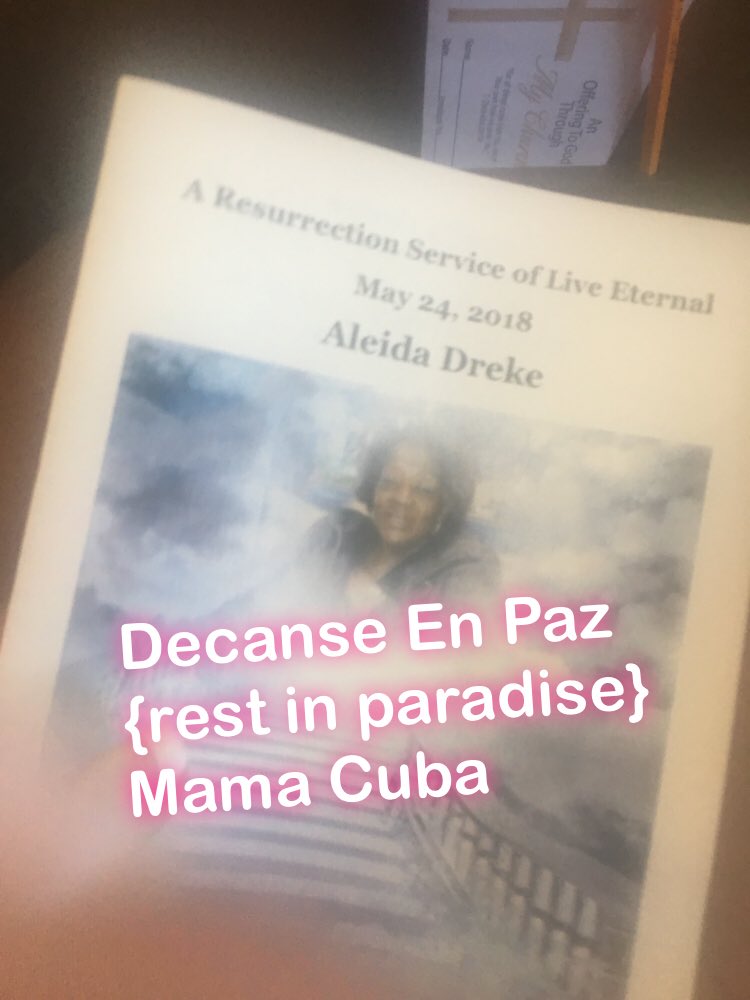 ladykai_kai's tweet photo. Decanse En Paz Mama Cuba 🇨🇺 https://t.co/Ev7UqNo3rh