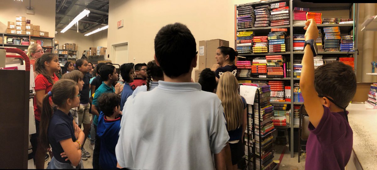 Mathycarole's tweet photo. SSYRA students are learning all about how books are received and distributed at Barnes and Nobles https://t.co/MqMLI9PPN4