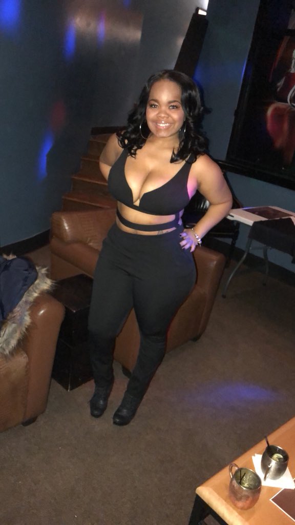 motorcityoprah's tweet photo. #BigTittyTwitter “breastlemania 36” https://t.co/QXajbWu9Q3