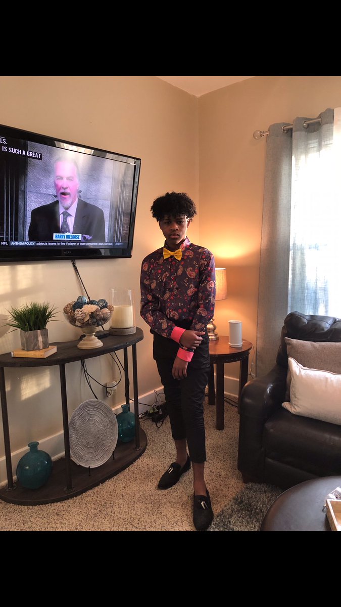 Rontiscia15's tweet photo. Austin aka Rico attending Meyzeek Middle’s Eight Grade Finial Walk, Dance and Luncheon #Meyzeek #2022 #8thGrade Thanks for the great shirt #AFMthreads in St. Matthews Mall! Ballard UpNext! https://t.co/ZFwOGhFFny