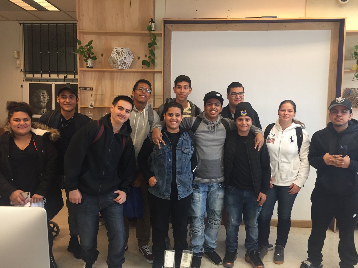 SwinFoundation's tweet photo. We're so excited to partner with Fremont High School as part of our Adopt-a-School program. Learn more about what the students are working on this year here: https://t.co/VikyzTGkqs https://t.co/sSGRT9D0zs