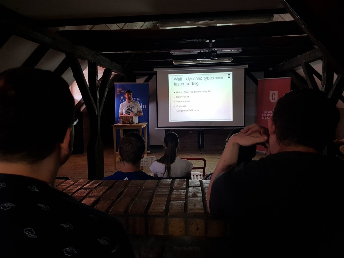 Poceli smo s #CodeCAMPos predavanjem “JavaScrip<T> - What’s your type?”. Predavac je @VladoWasTaken, Web Developer iz @COBEistech 🗣️ 💻