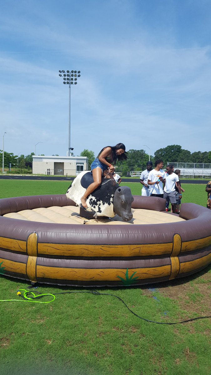 Beautiful day for senior picnic at RHS! <a href="/RolesvilleRams/">Rolesville HS</a>