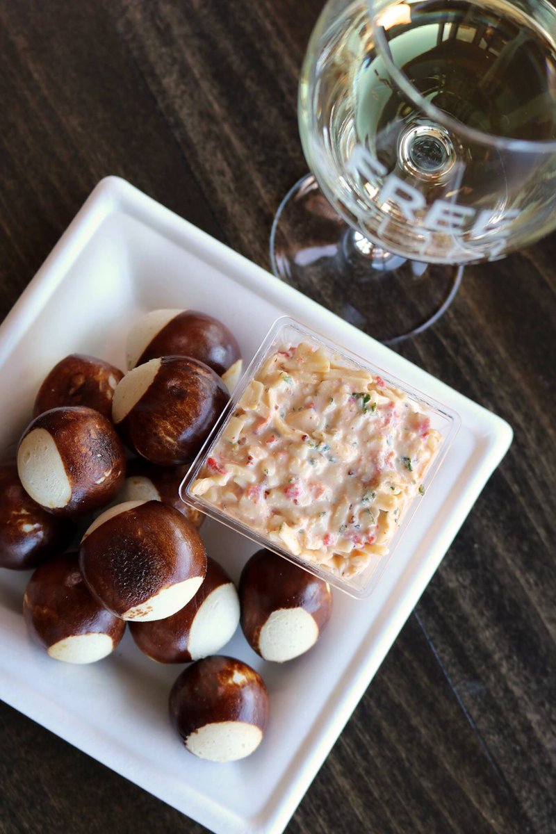 FreeRunCellars's tweet photo. We have a new menu coming in June. If you haven't tried our current paired plates, stop by this weekend for a taste! #freeruncellars #weekendvibes pairings #foodandwine #foodpairings #winepairings #wine #winery #vineyard #michiganwine https://t.co/PUpu3j4aJy