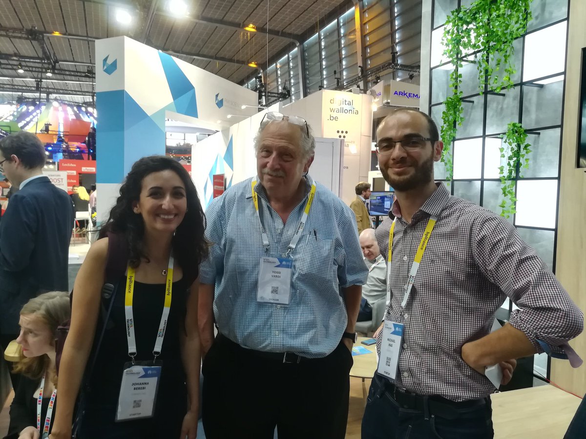 Symaps.io with the mythic founder of ICQ, Yossi Vardi!  With Johanna Bérébi #vivatech #paris #icq