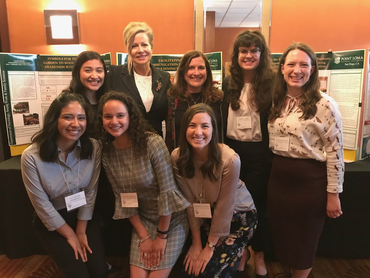CAAFCS's tweet photo. #PLNU #students and faculty were in full force at the #CAAFCS2018 conference
#UndergraduateResearch
#EmotionalHealth
#FCSBOK
#ReggioEmilia @MoreFCS @PlnuD https://t.co/t1e9dnDpGx