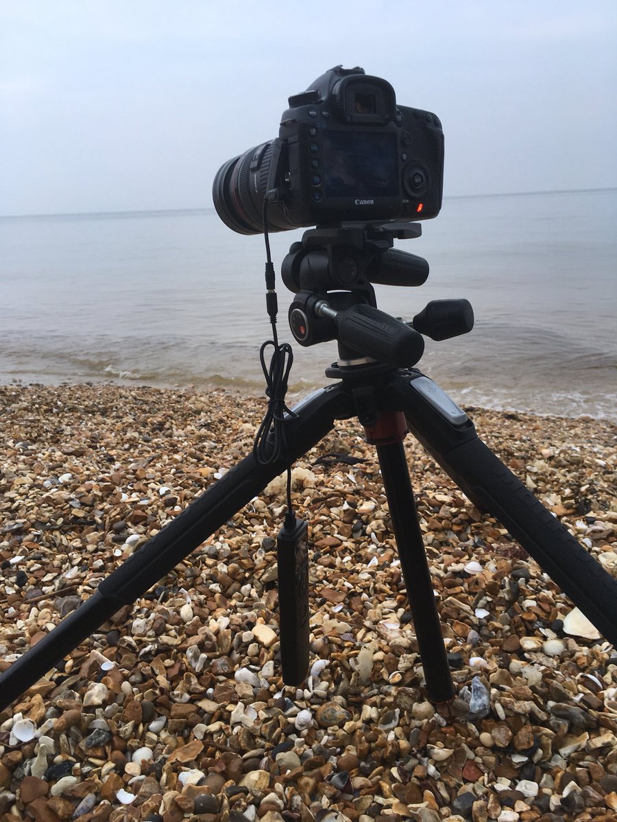 RichSnowden1's tweet photo. Long shutter shooting on my own is quite relaxing. I need to do this more often! 

#canon #photography #longshutter #manfrotto #beach #landscapephotography #creativeshooting #creative #photographer https://t.co/F6eXDPL2oH