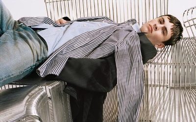 FNW_FR's tweet photo. Balenciaga : les hommes et les Millennials propulsent les ventes https://t.co/kdV4Glf3SJ https://t.co/SFffqDjLDK