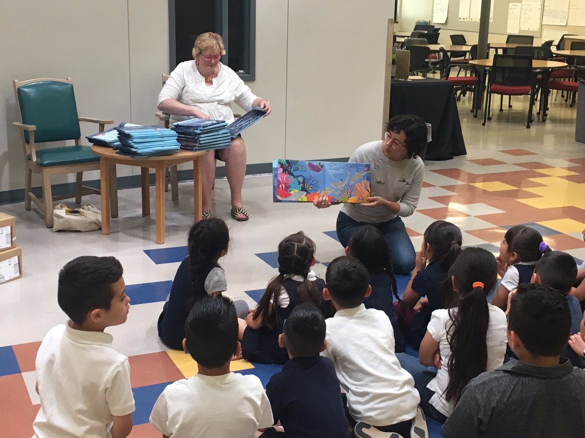 BookBarDenver's tweet photo. @lwbean being a #masterstoryteller with #local #denver #schools as part of our @SCBWIRockyMtn collaboration! We've donated tons of #local #childrensbooks to Denver's schools through our #nonprofit #bookgive! #SummerReading https://t.co/mnkIA9ML0y