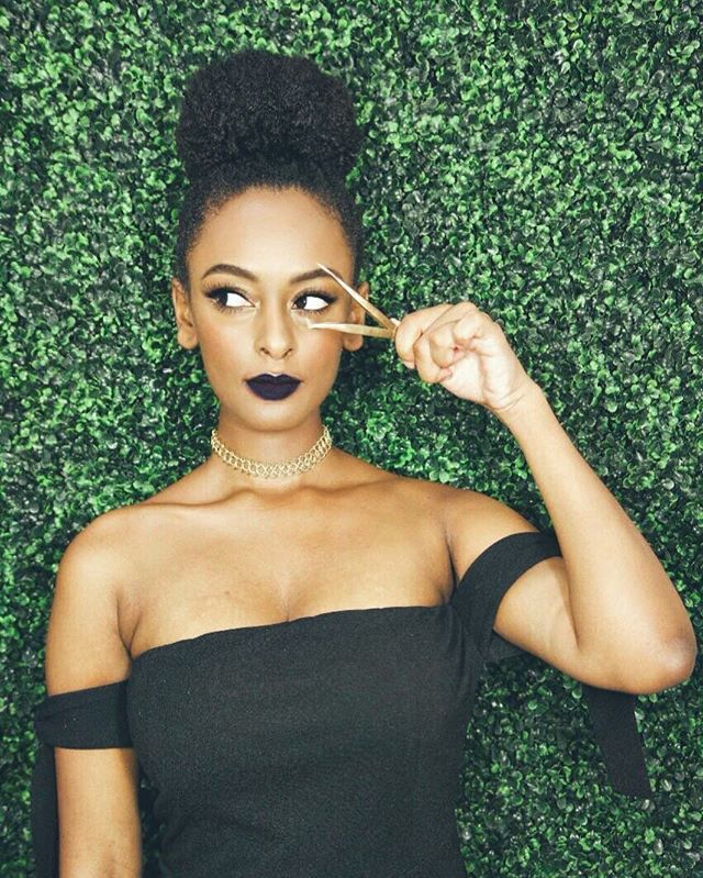babecavetnt's tweet photo. That side-eye you give when someone says they’ll beat you at #LAWars
DOUBLE TAP if you wish a bish would try.
T-10 days. We’re ready to get down and dirty. 💣 https://t.co/ZRUG1fsLEo https://t.co/LYaKHkrsiB