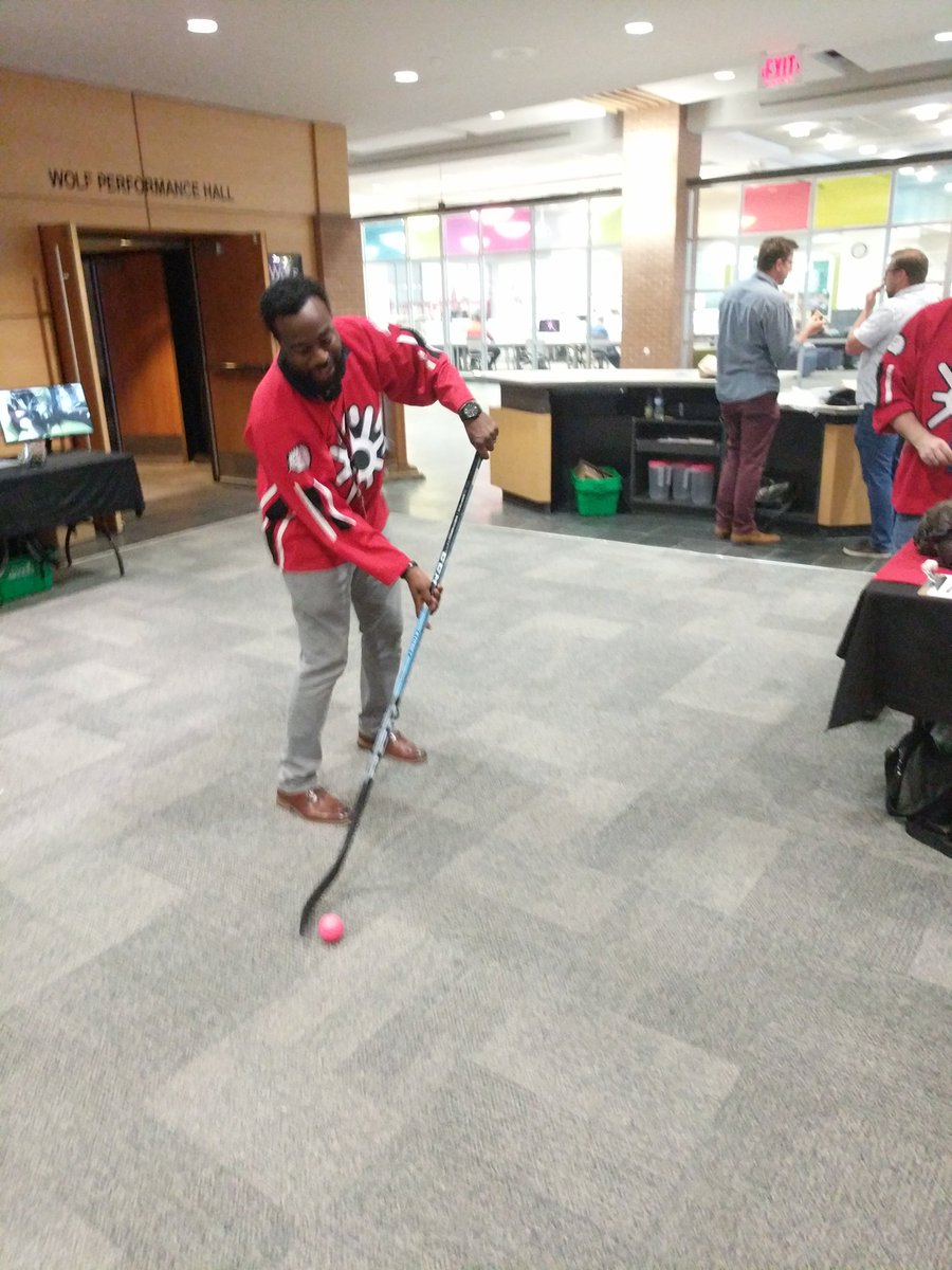 explodeconf's tweet image. Come take a shot at the @DigitalEchidna table for the chance to win this fresh #Drupal jersey. Can you do better than Victor? #ExplodeConf18